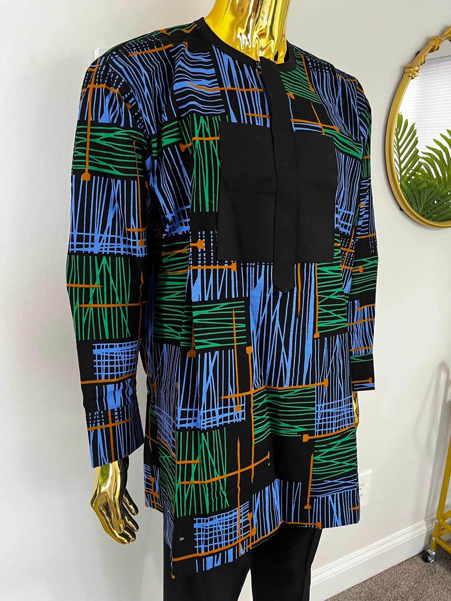 Kola Ankara African men’s shirt in long sleeve