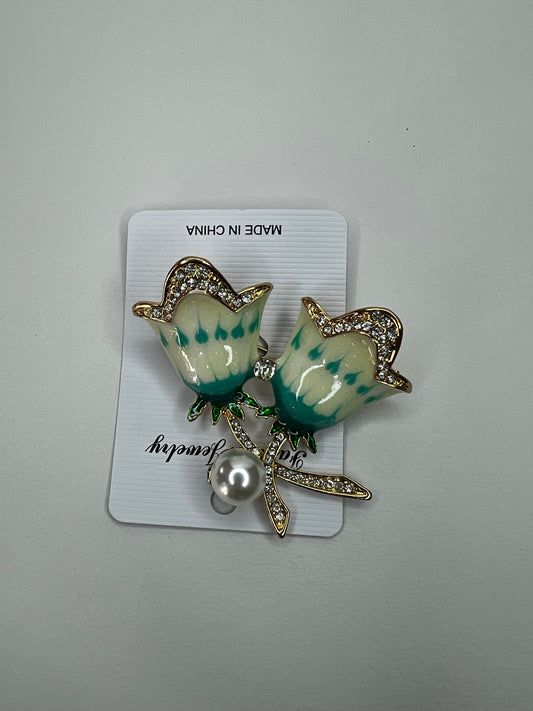 BROOCH- Exquisite Rhinestone Flower pin Brooch for women