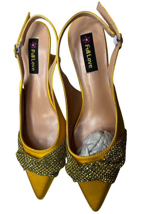 Yellow women fashion shoe