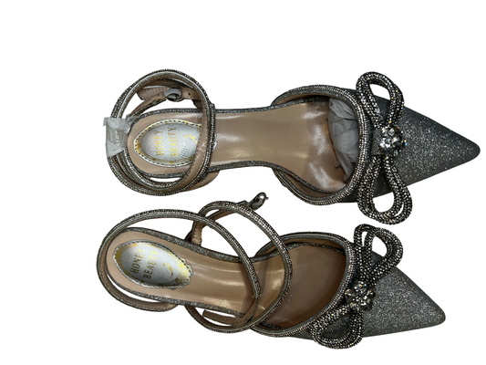 Silver women fashion shoe