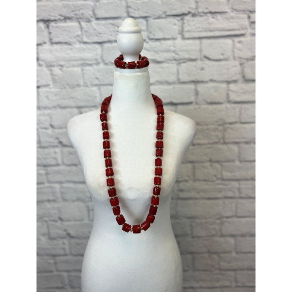 African cultural neck beads with bracelet