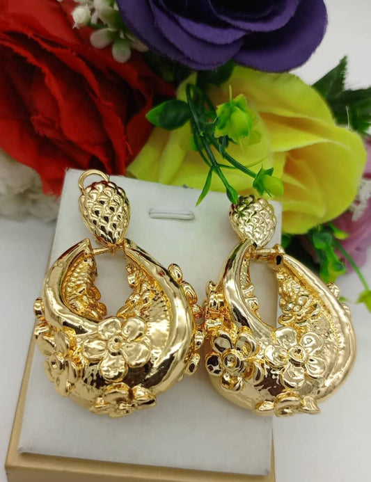 Non tarnish 18k Earrings