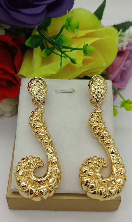 Non tarnish 18k Earrings