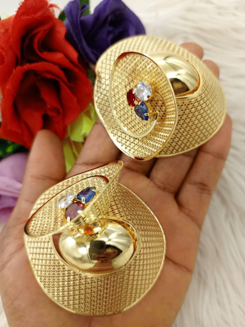 Non tarnish 18k Earrings