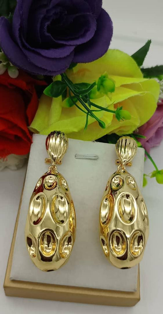 Non tarnish 18k Earrings